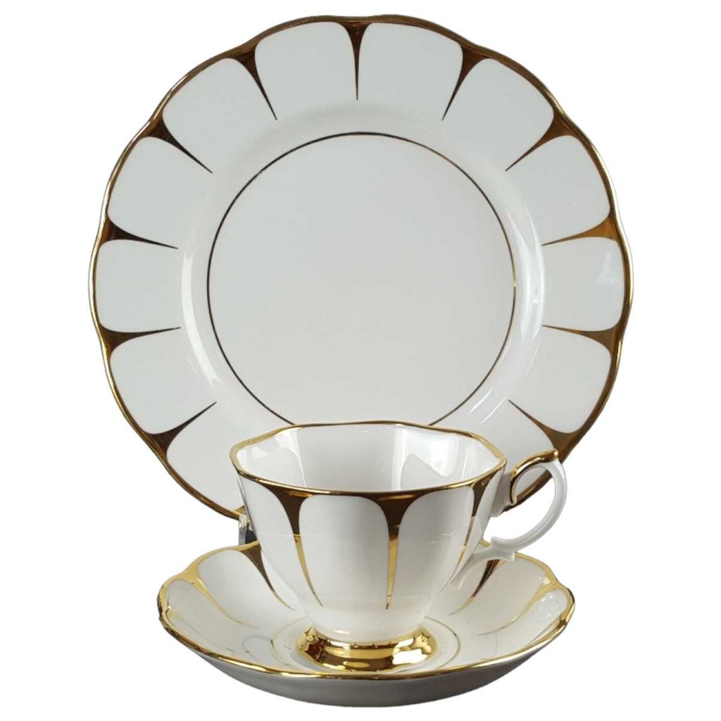 Sammeltasse Sammelgedeck Golddekor 3tlg Royal Vale Weiß mit Goldrand Bone China gebraucht - gut