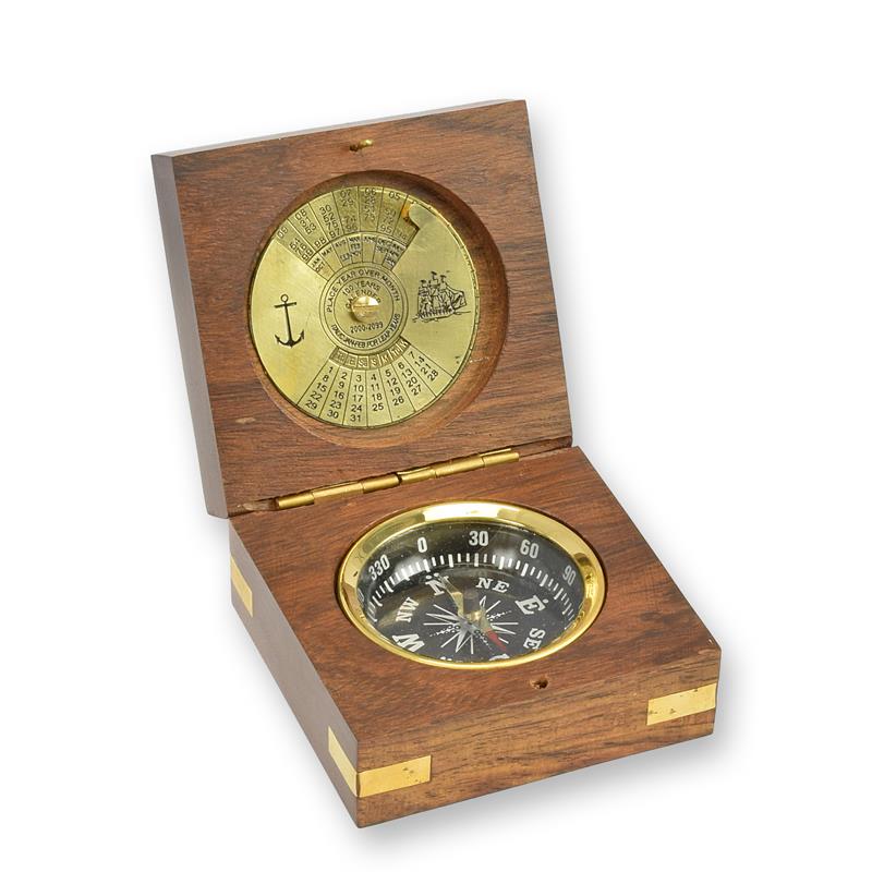 [LA-1817291] Kompass Messing Holzkiste